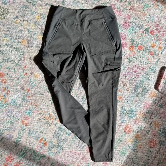 Athleta Olive Green Headland Cargo Leggings Women’s 10 Like New - Picture 1 of 9